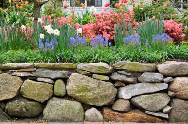 Garden Wall Installation in Sioux Falls